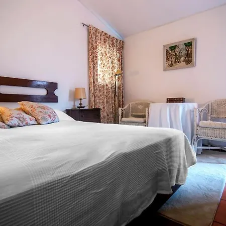 Casa Do Bosque Hotel *